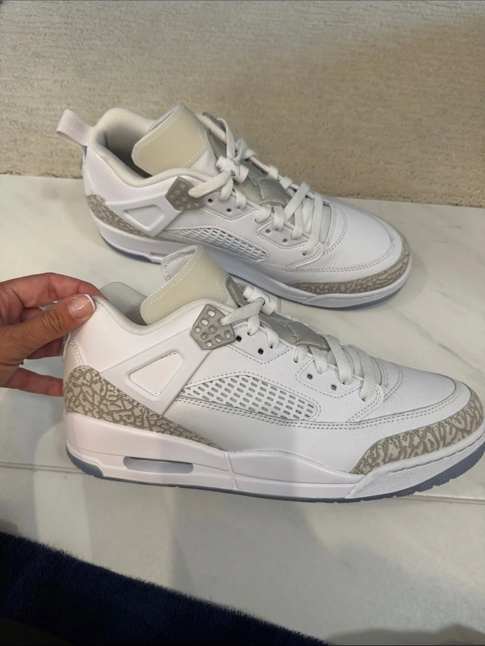 Nike Jordan Spizike Low in a white/grey “Cement”